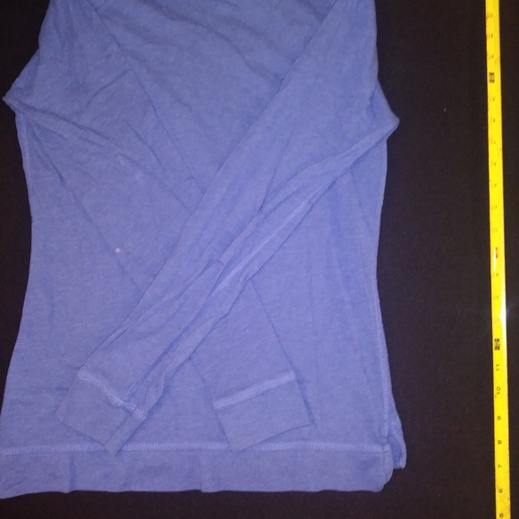 NHL ST.LOUIS BLUES HOCKEY LONG SLEEVE #6 - Picture 5 of 5